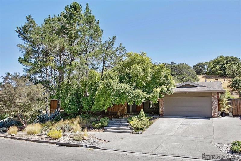 3 bedroom House For Sale: 87 Santa..