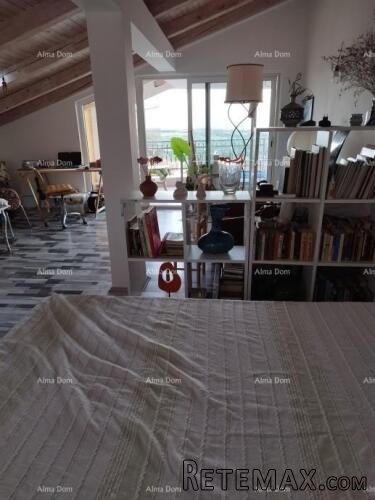 Prodaje se dvoetažni stan, 82 m2, u Brtonigli - 4