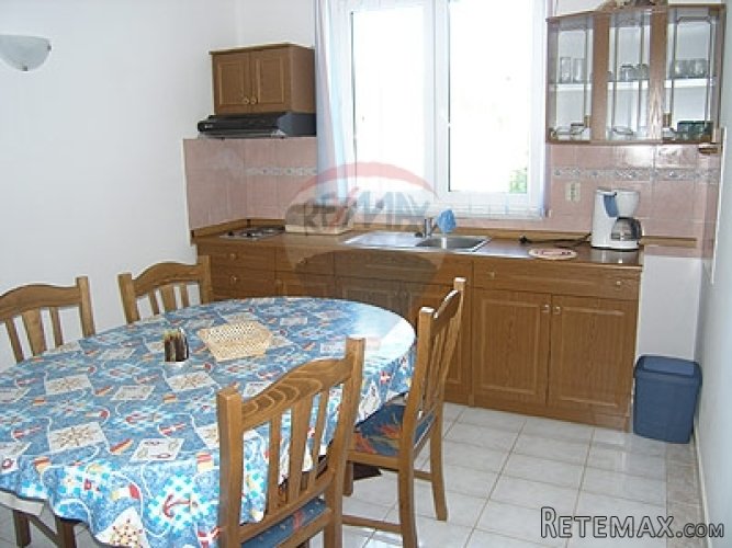 ISTRA,MEDULIN - KUĆA SA PET APARTMANA - 4
