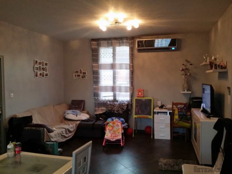 2 Bedroom House For Sale - 2