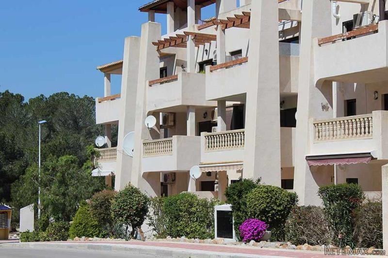 3 bedroom apartment Las Ramblas.. - 2