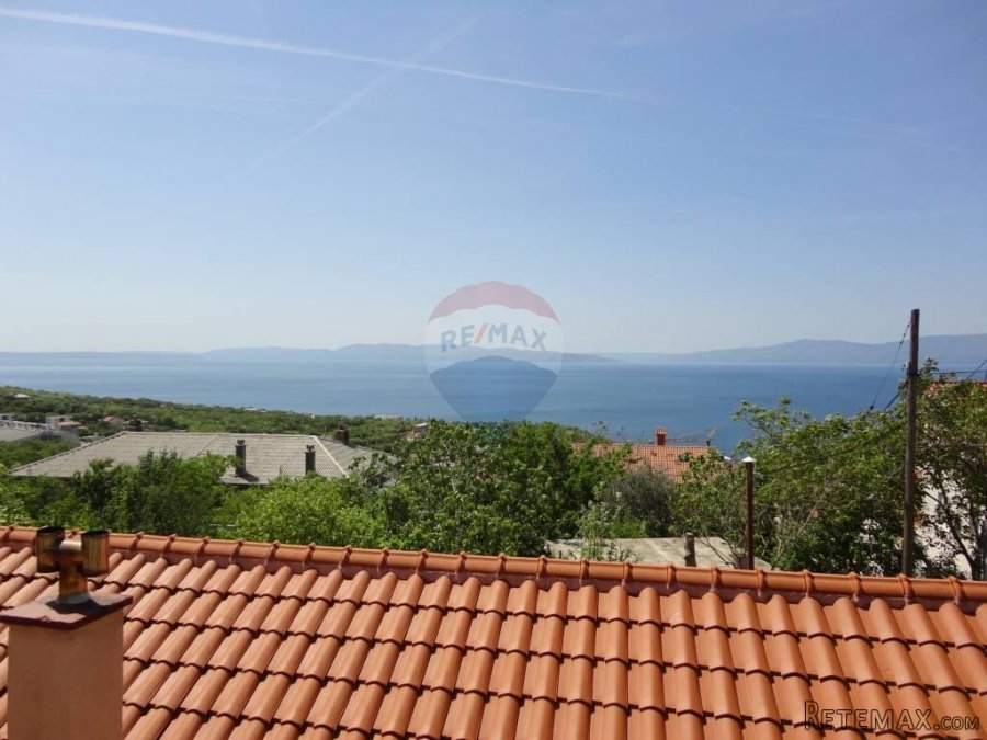 KOSTRENA, dvoetažni stan - 8