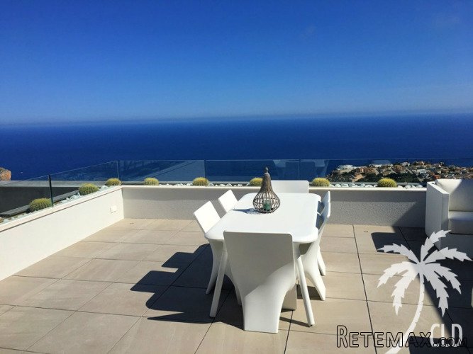 A modern development which, due to its location, enjoys..