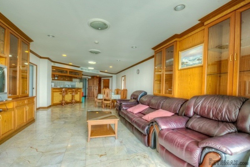 3 Bed Beachfront Condo At Palm..