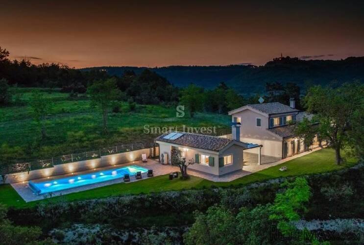 ISTRA, GROŽNJAN, EKSKLUZIVNA VILA - JEDINSTVENI SPOJ..