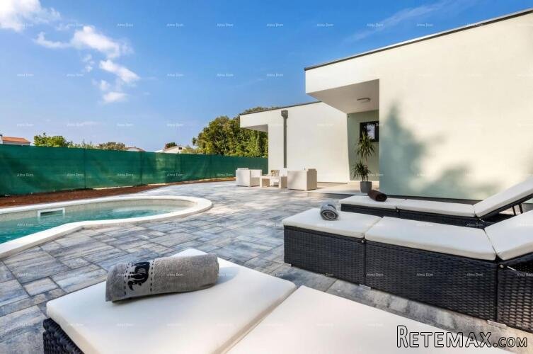 Niskoenergetska kuća, Rovinj, 139.00 m2 - 2
