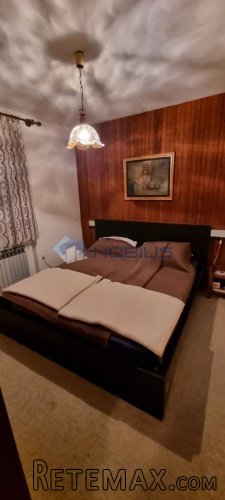 Plešivica, 1800m2 okućnica, 140m2 kuća, garaža - 12