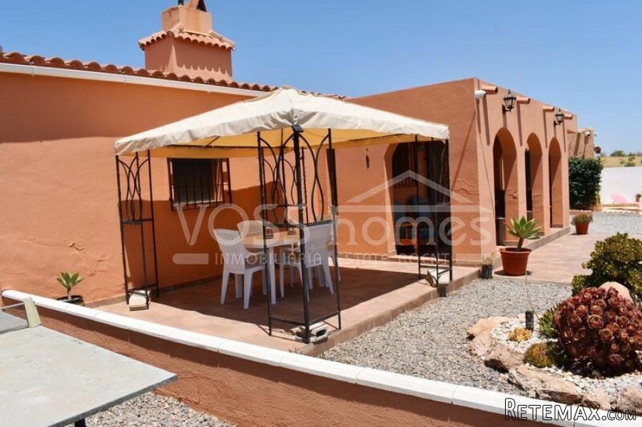 RESERVED/SALE AGREED AUGUST 2022 WITH VOSS HOMES - House.. - 12