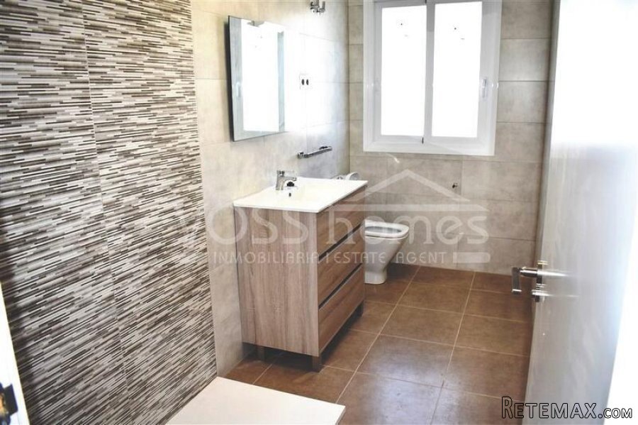 NEW LISTING FOR VOSS HOMES - A modern Countryside Villa of.. - 13