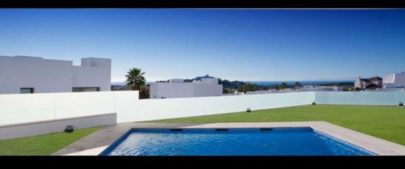 4 Bedrooms - Villa - Malaga - For Sale - 2