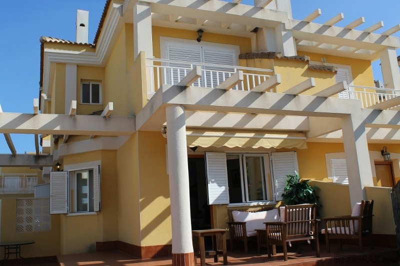 3 Bedrooms - Property - Alicante - For..
