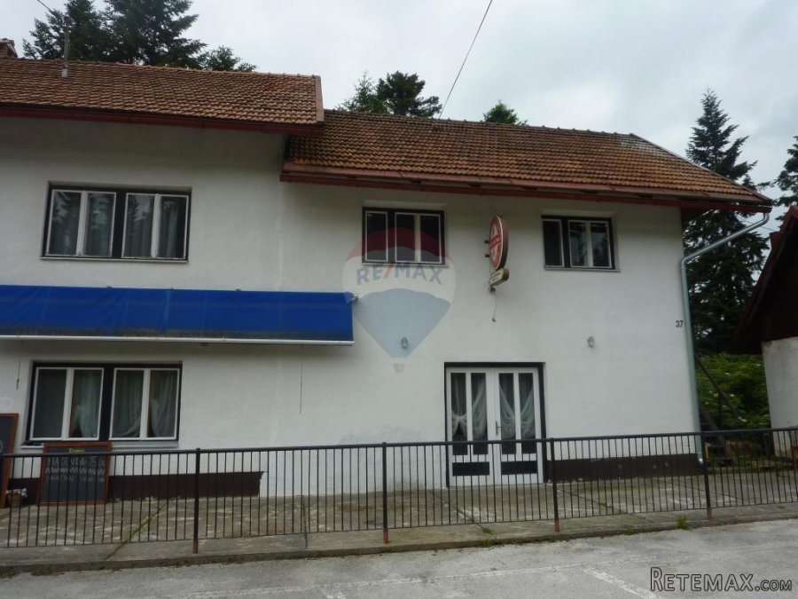 Moravice, kuća sa restoranom
