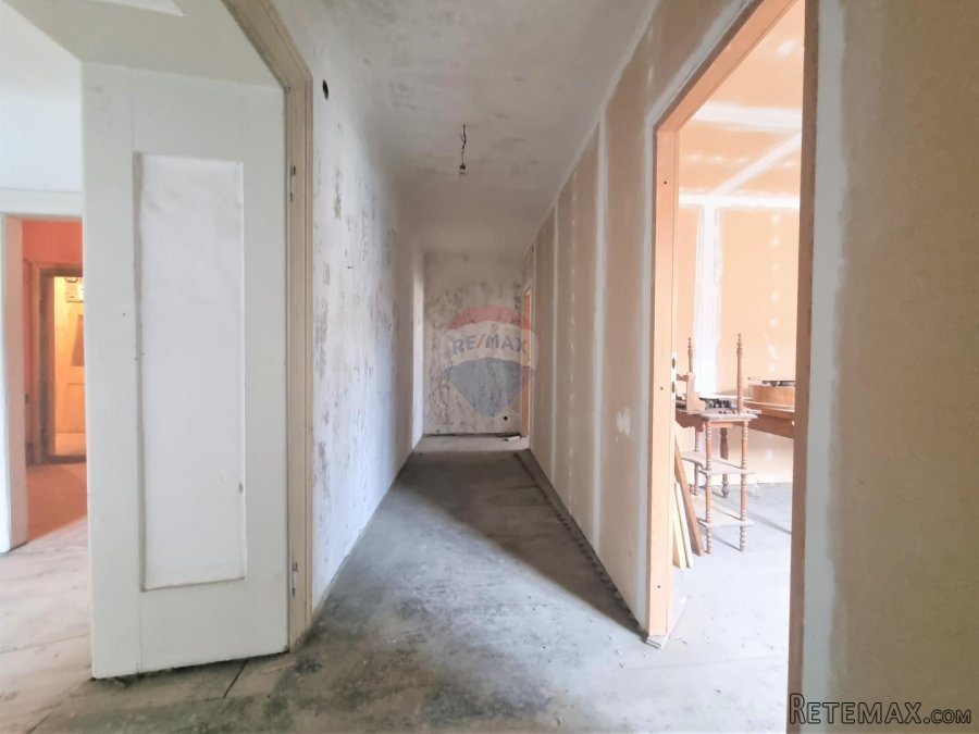 RIJEKA,CENTAR- stan 130 m2 za investiciju - 8
