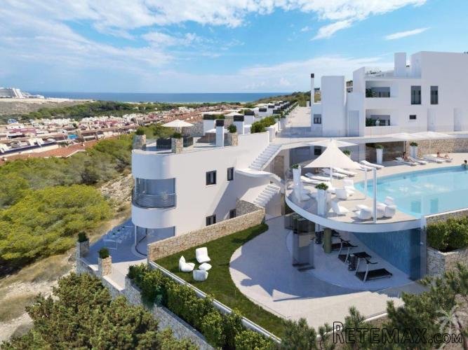 This beautiful new project we find only 1 kilometer away..