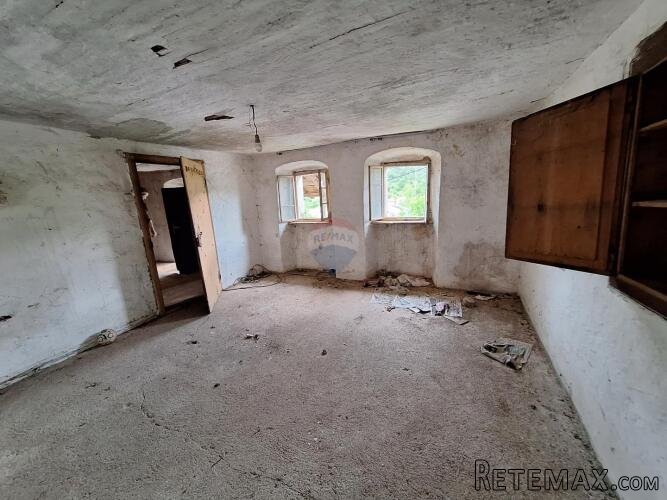 MATULJI, BRGUD - kuća u nizu, ruševina - 2