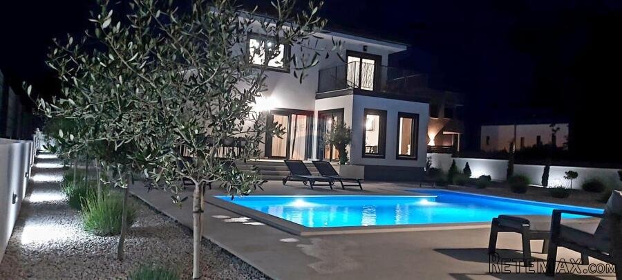 Istra - moderna vila s bazenom u okolici Pule - 2