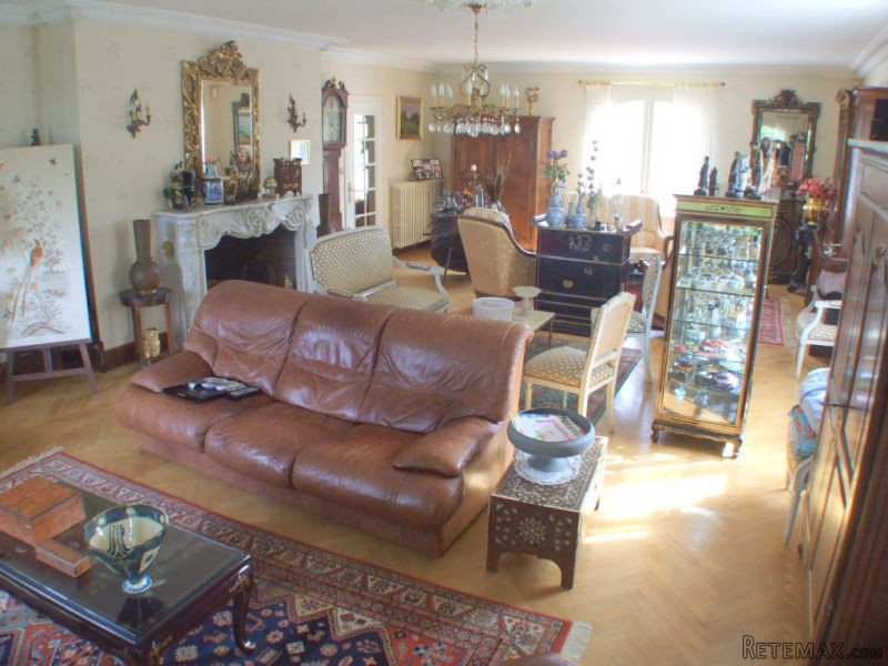 Magnificent Property on 4 Hectares - 2