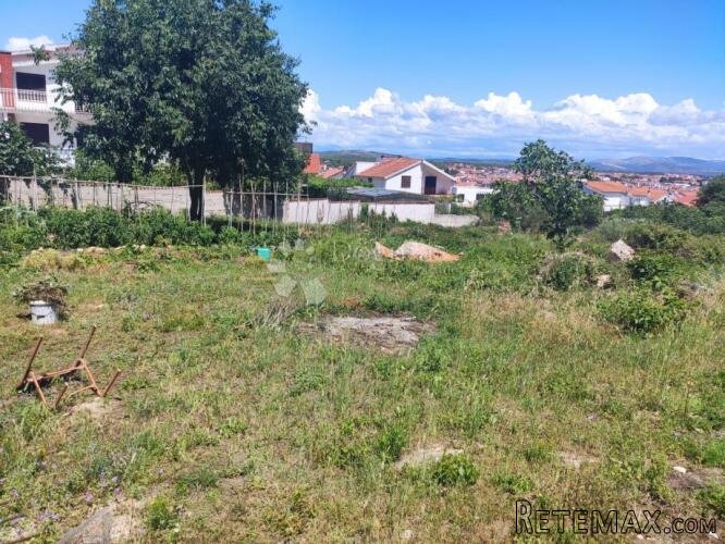 PRILIKA Građevinsko zemljište 1 513 m2 Vodice