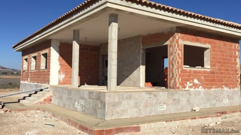 Under Construcction! - Villa For Sale..