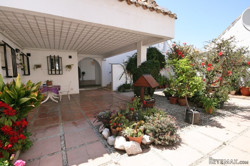 2 Bedroom Ground Floor Apartment