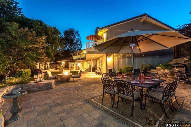 4 Bedrooms - Property - CA - For Sale - 2