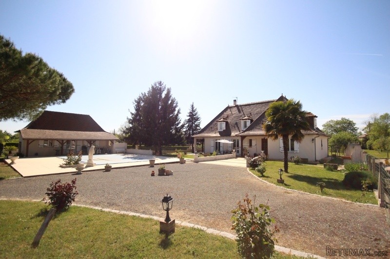 APS3045 Beautiful 6 bed house with..