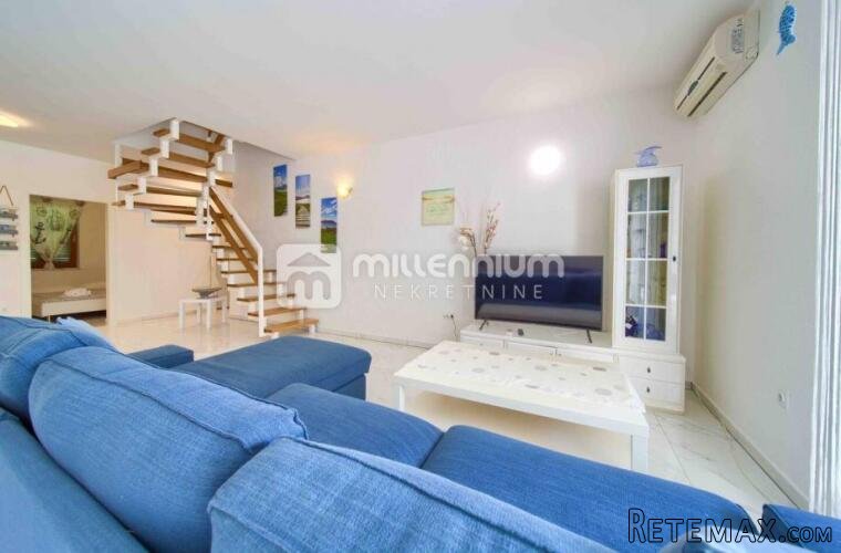 Otok Krk, Njivice, dvoetažni apartman 1.red do mora - 3