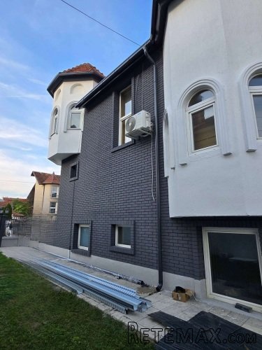Retka prilika-prodaja kuce u Novom Sadu - 3