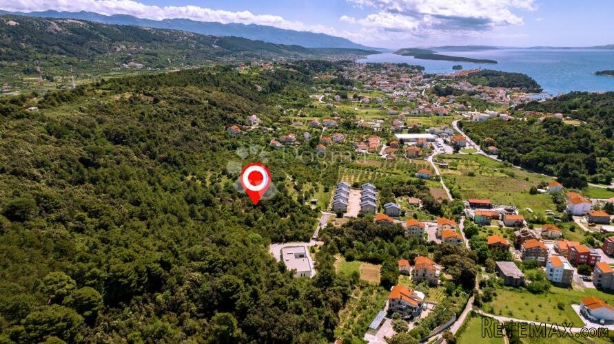 Samo kod nas! Atraktivno građevinsko zemljište 3150m2 u Pali - 3