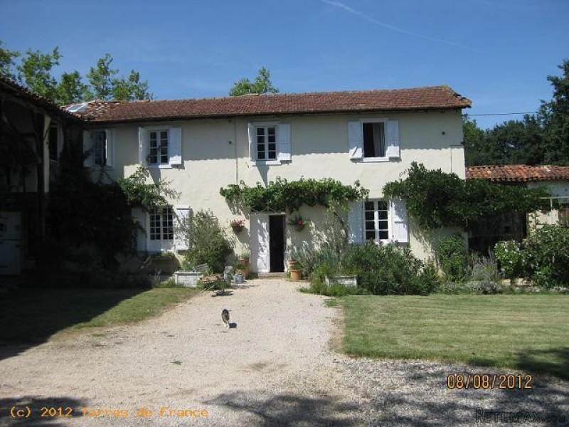 4 Bedrooms - House - Midi-Pyrenees -..