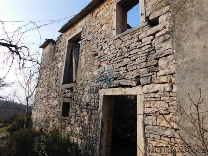 Buje, Momjan, okolica-Kuća za adaptaciju. - 5