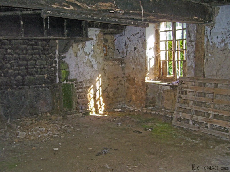 Stone House With Land And Barn To.. - 2