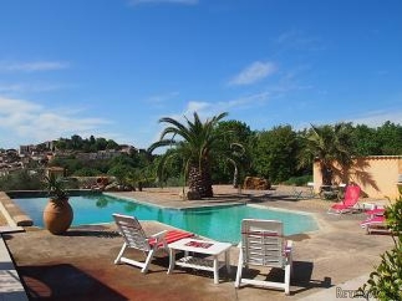 Large Villa With 180 M2 On 4000 M2 With.. - 2