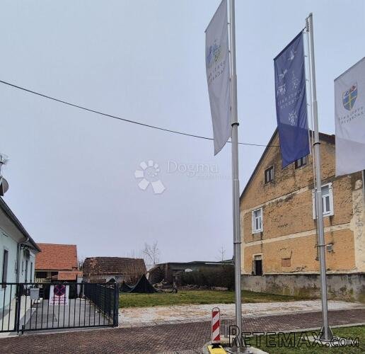 Građevinsko zemljište 698m² u centru Sv. Križ Začretja!