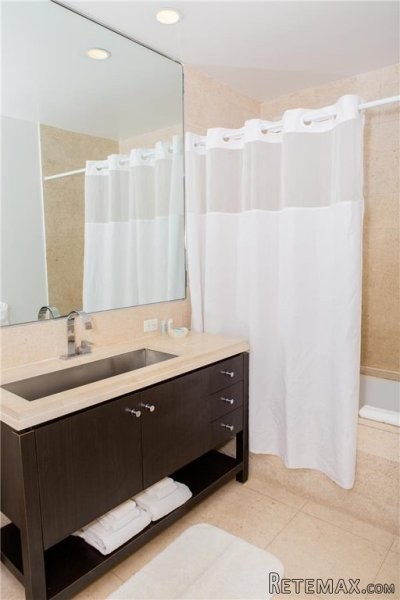 Condo - New York State - For Sale - 2