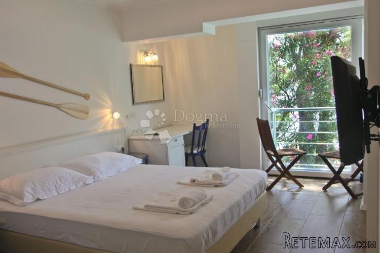 Mala Duba- Prvi red do mora - Apartman 3 - 2