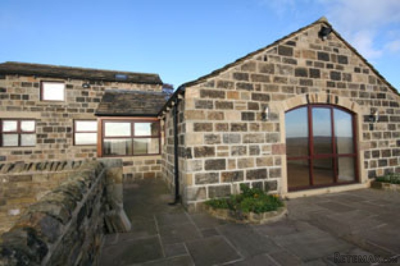 Malinsons Barn, Rawdon Ls19 6hb