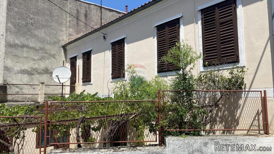 Novi Vinodolski, Centar, kuća, 130 m2 - 3