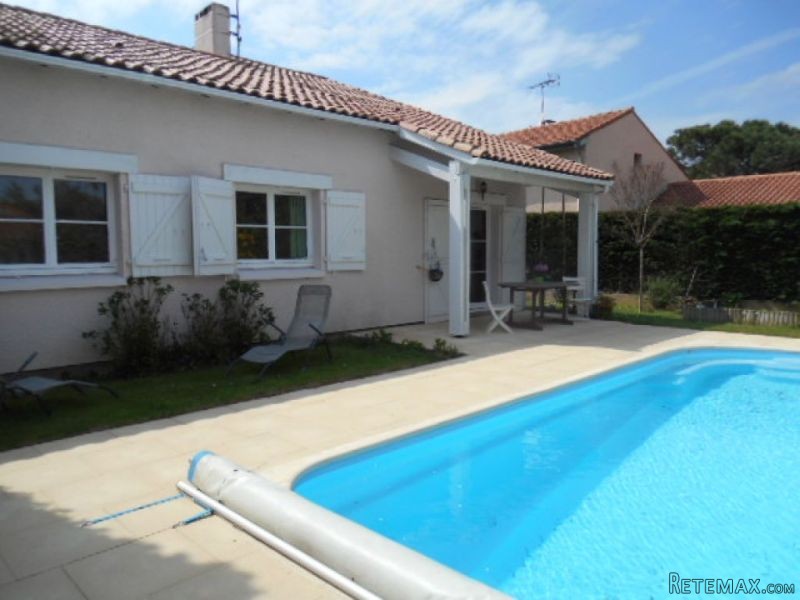 4 Bedroom Villa With Garden, Terrace.. - 2