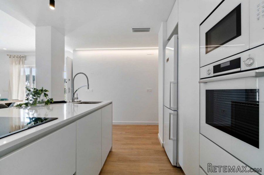 Apartamento de 3 amplios dormitorios con 2 baños completos.. - 4
