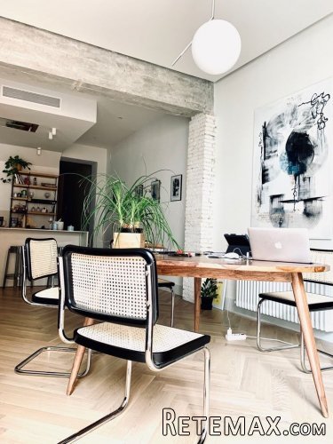 Vivienda en el pleno corazón de Alicante.Cuenta con tres..