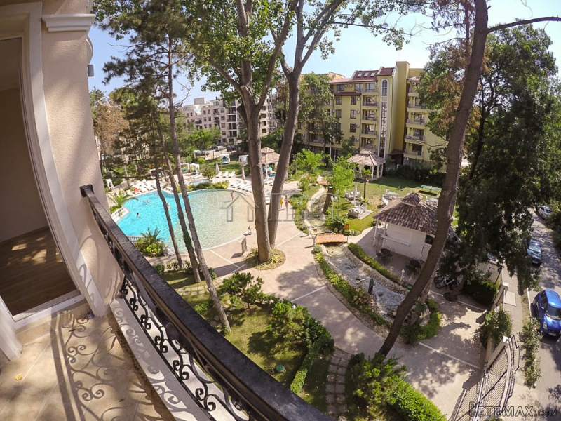 Luxury Pool view 2-bedroom apartment in..