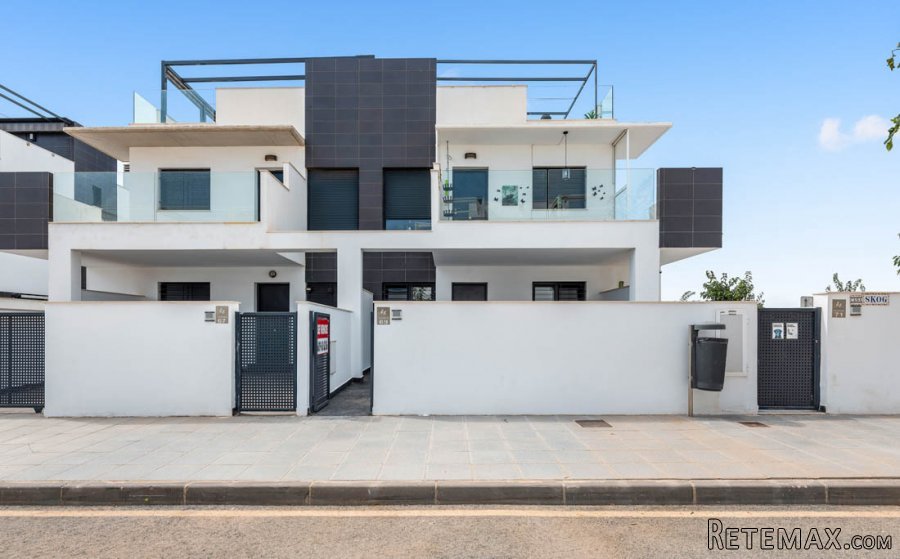 Última vivienda en venta en un residencial en Torre de la..