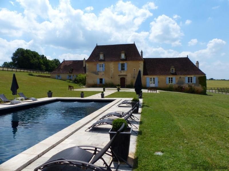 Very Large Manor With 65 Hectares - 2