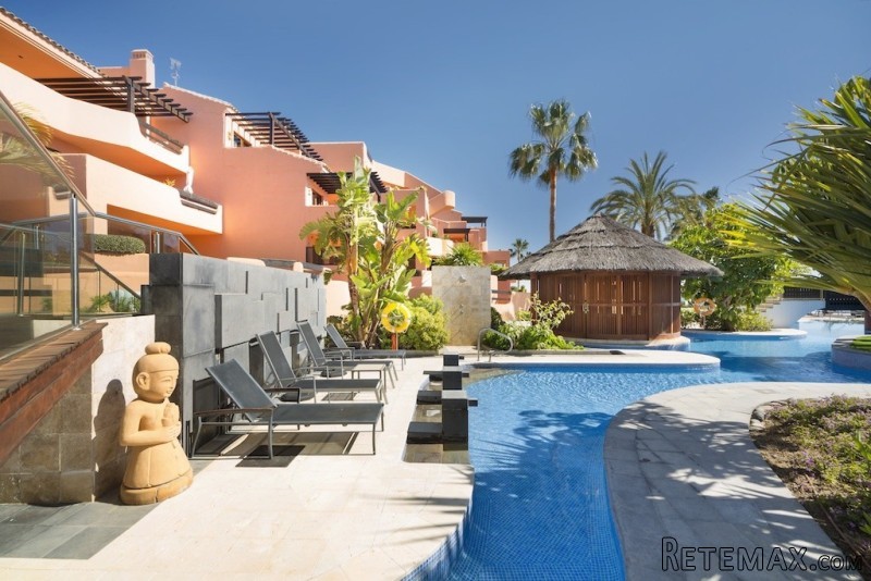 2 bedroom property near Estepona Back..
