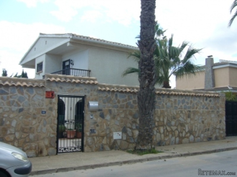 4 Bedrooms - Villa - Alicante - For Sale - 2