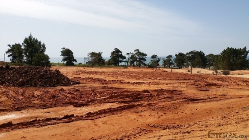 Stunning Plot Inserted In A Spectacular..