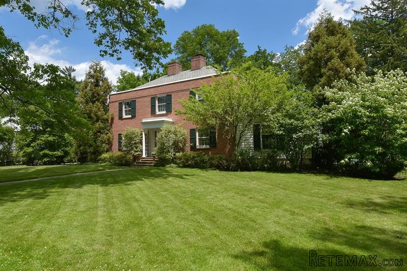 4 bedroom House For Sale: 6 Greenfield..