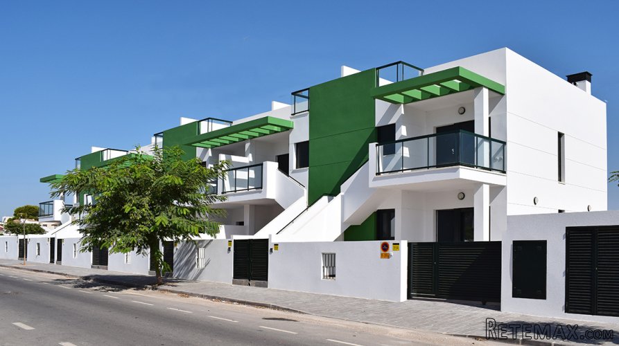 Los bungalows se ubican en Mil Palmeras, en un complejo.. - 2