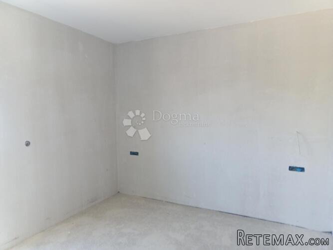 127,5m2,bazen,krovna terasa i blizina mora - 3